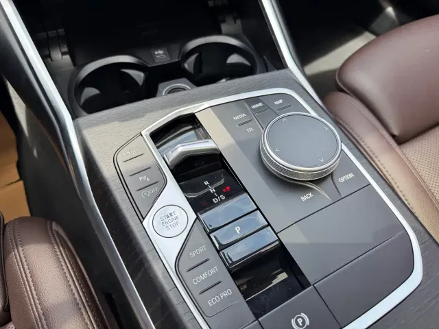 BMW 3 Series — Фото автомобиля 15