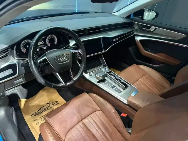 Audi A6L — Фото автомобиля 11