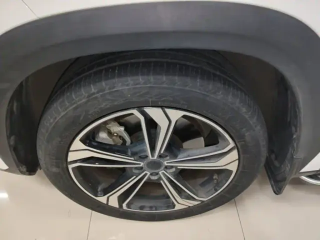 Geely Galaxy L7 — Фото автомобиля 22