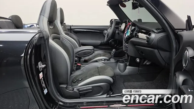 Mini Cooper Convertible — Фото автомобиля 7