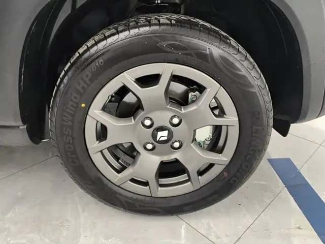 Baojun Yep Plus — Фото автомобиля 6