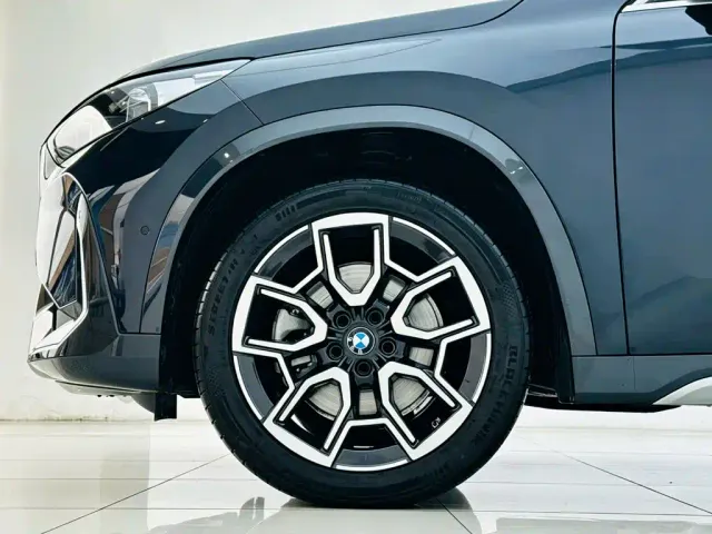 BMW X1 — Фото автомобиля 9