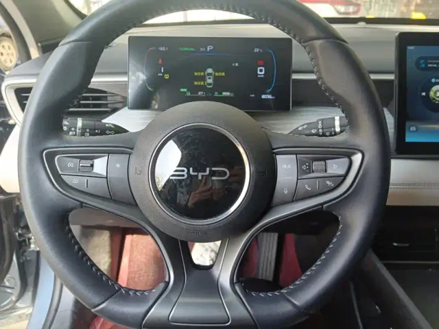 BYD Seal 05 DM-i — Фото автомобиля 15