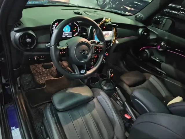 MINI Hatch — Фото автомобиля 9