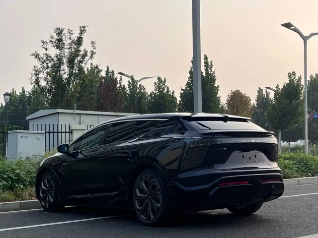 HiPhi HiPhi X 2021 Flagship Edition 6-Seater — Фото автомобиля 5
