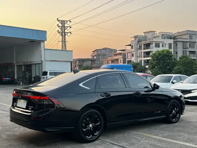 Honda Accord 2024 260TURBO Luxury Edition — Фото автомобиля 7