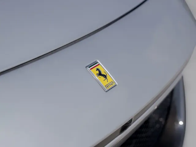 Ferrari Purosangue — Фото автомобиля 9