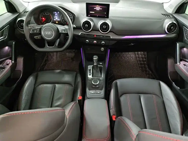 Audi Q2L — Фото автомобиля 9