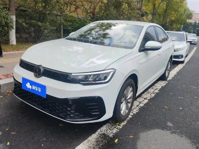 Фотография автомобиля — Volkswagen Lavida