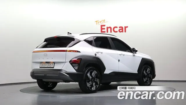 Hyundai Kona — Фото автомобиля 2
