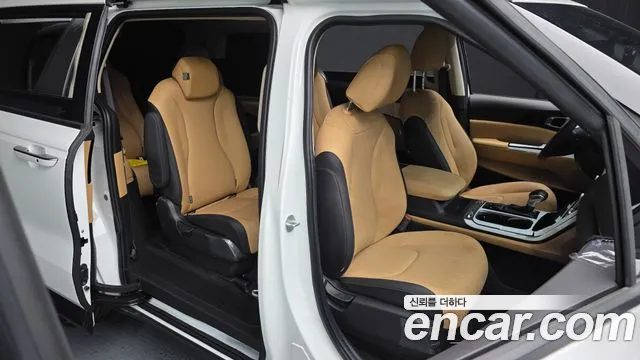 Kia Canival Carnival 4 поколение Бензин 9 мест Prestige — Фото автомобиля 9