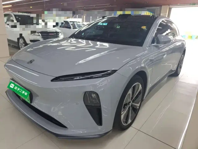 Фотография автомобиля — Nio ET5 Touring