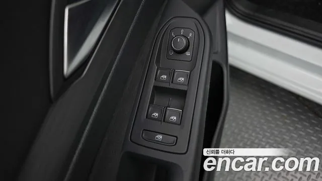 Volkswagen Golf Golf 8 поколение 2.0 TDI Prestige — Фото автомобиля 28
