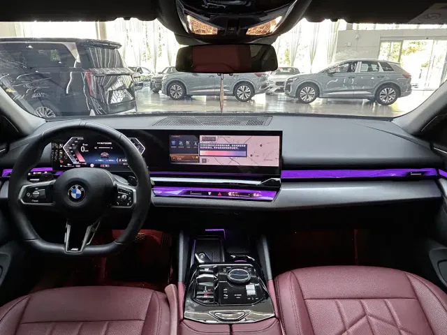 BMW 5 Series — Фото автомобиля 18