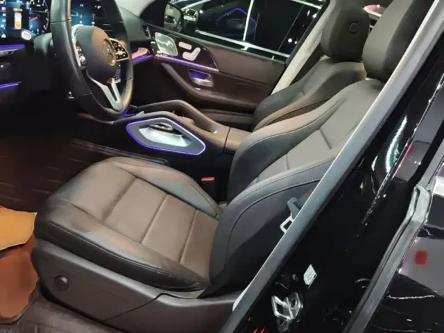 Mercedes-Benz GLE-Class — Фото автомобиля 14