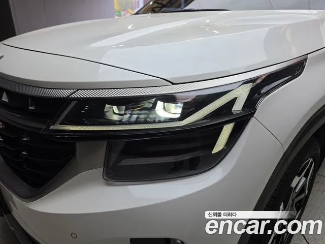 Kia Seltos — Фото автомобиля 7