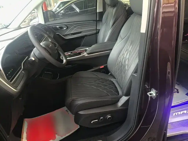 Maxus G90 — Фото автомобиля 14