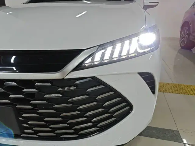 BYD Qin PLUS — Фото автомобиля 23