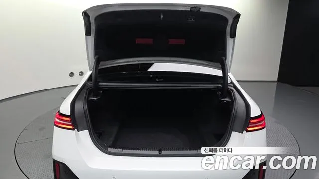 BMW 5-Series 5 серия (G60) 530i xDrive M Sport — Фото автомобиля 21