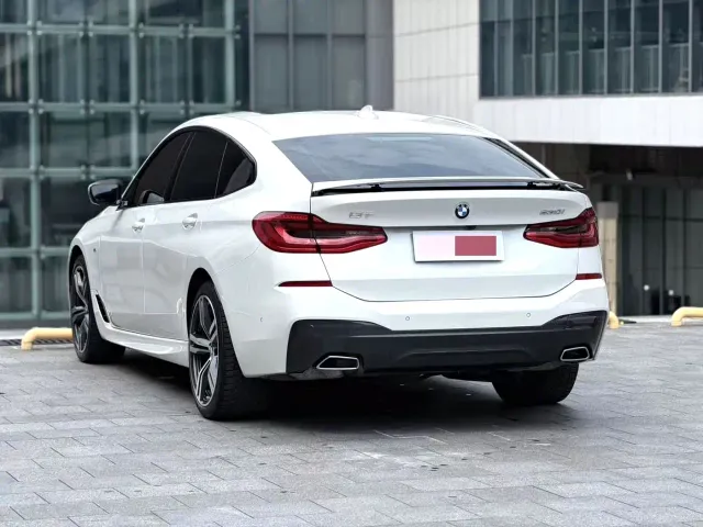 BMW 6 Series Gran Turismo — Фото автомобиля 8