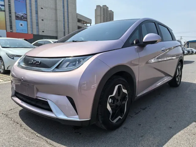 Фотография автомобиля — BYD Dolphin