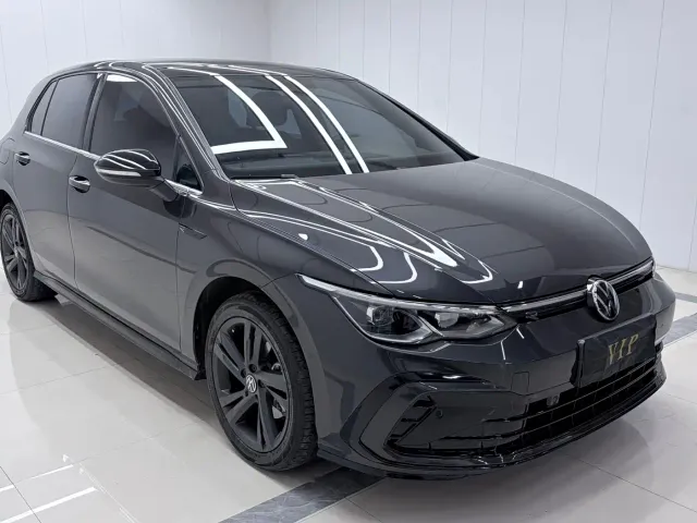Volkswagen Golf — Фото автомобиля 3