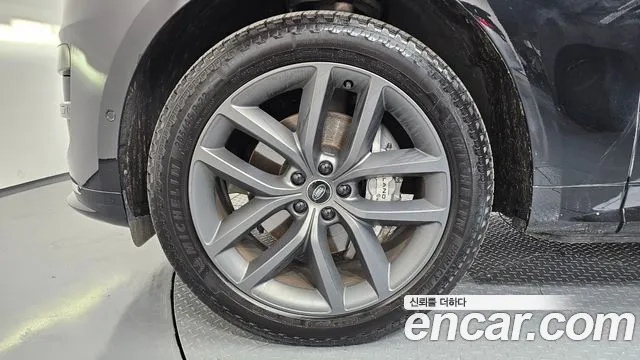 Land Rover Range Rover Sport — Фото автомобиля 5