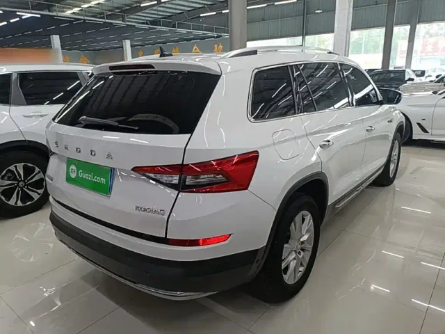Skoda Kodiaq — Фото автомобиля 4