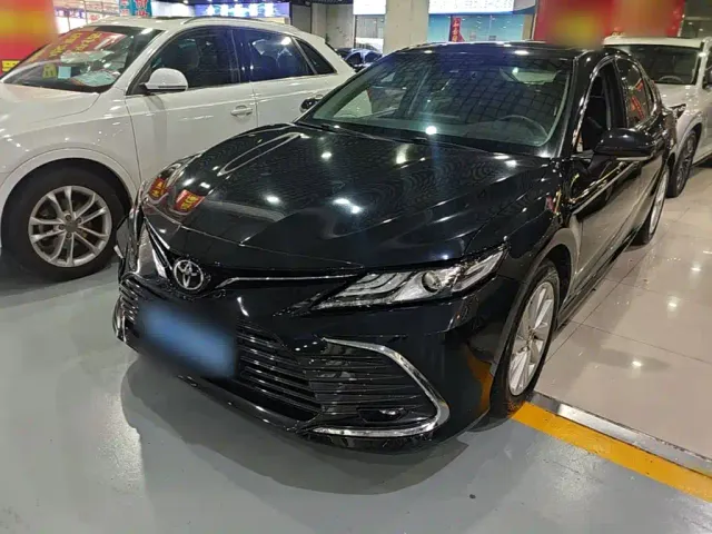 Фотография автомобиля — Toyota Camry