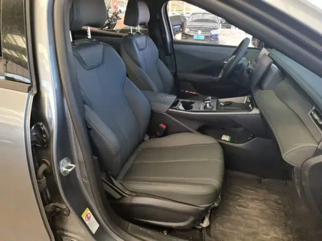 BYD Qin PLUS — Фото автомобиля 24