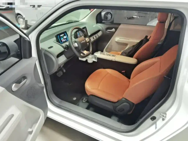 Changan Lumin — Фото автомобиля 15
