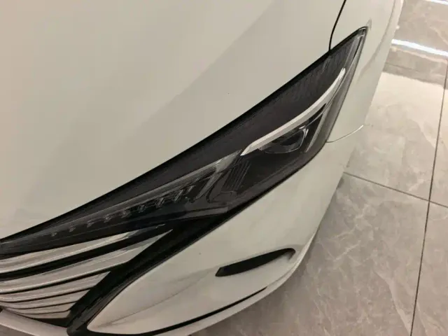 Changan Eado — Фото автомобиля 5