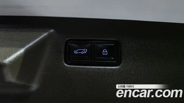 Hyundai Santafe Santa Fe (MX5) Бензин 2.5T 2WD — Фото автомобиля 17