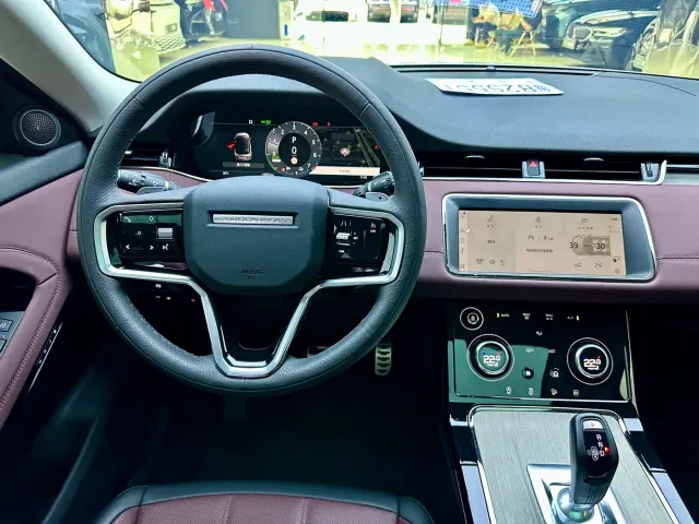 Land Rover Range Rover Evoque — Фото автомобиля 14