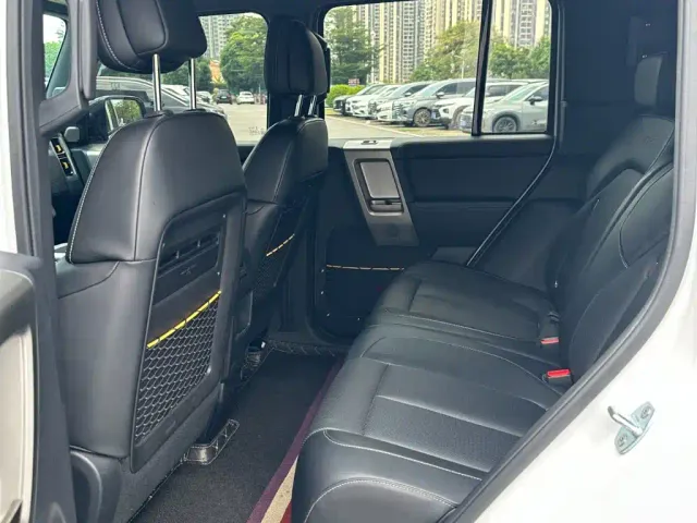 iCAR V23 — Фото автомобиля 8