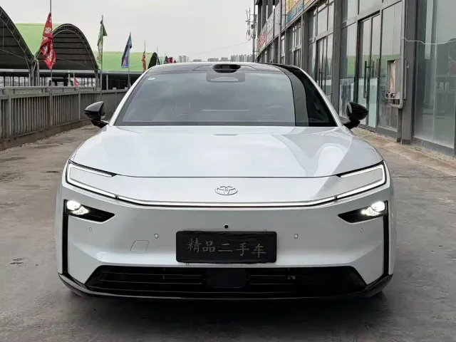 Toyota BoZhi 7 — Фото автомобиля 2