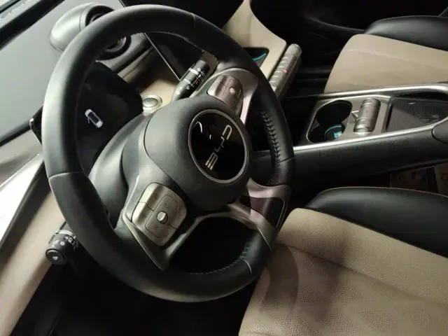 BYD Dolphin — Фото автомобиля 15