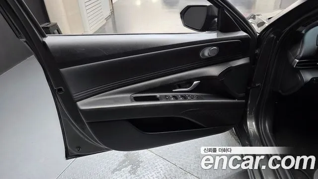 Hyundai Avante CN7 — Фото автомобиля 13