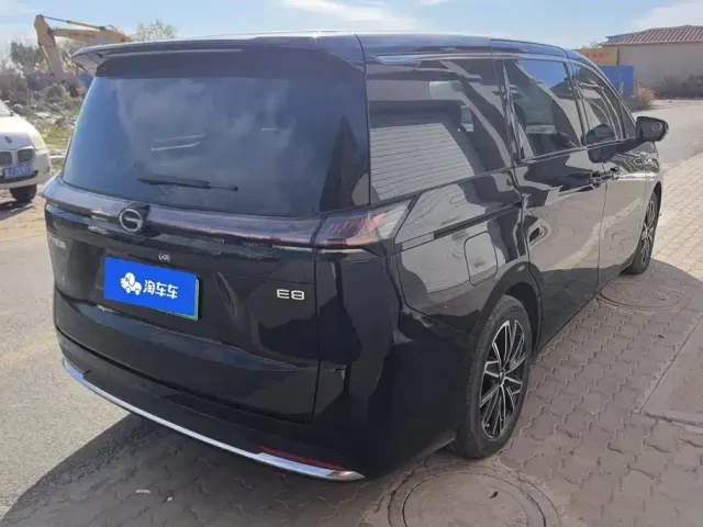 GAC Trumpchi E8 — Фото автомобиля 3