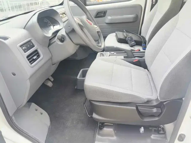 Wuling Yangguang — Фото автомобиля 8