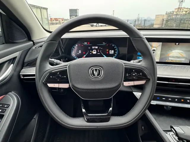 Changan Eado — Фото автомобиля 10