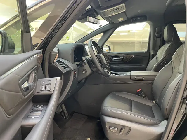 Toyota Alphard — Фото автомобиля 24