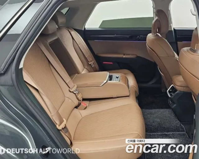 Hyundai Grandeur GN7 — Фото автомобиля 12