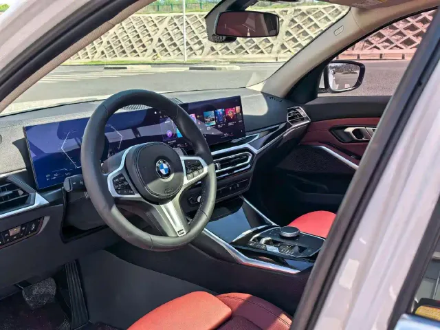 BMW 3 Series — Фото автомобиля 5