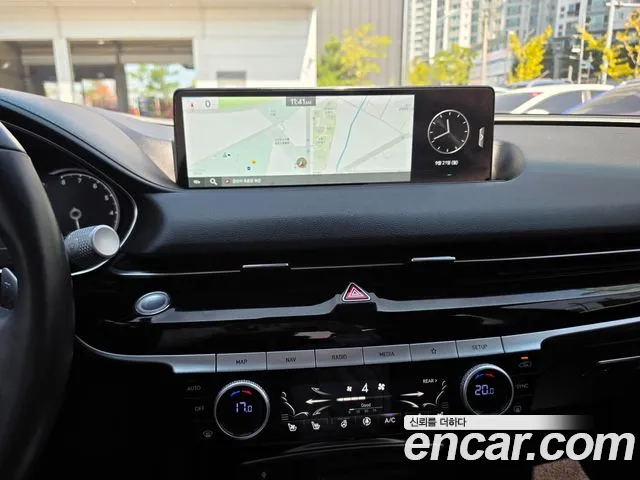 Genesis G80 RG3 — Фото автомобиля 15