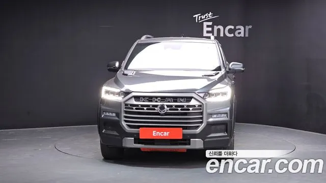 KG_Mobility_Ssangyong Rexton Новый Rexton Sport Khan Дизель 2.2 4WD — Фото автомобиля 3