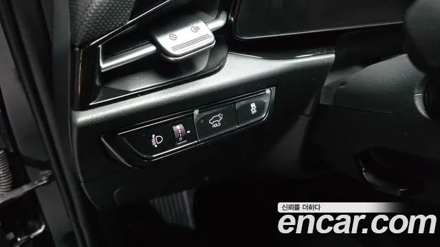 Kia Niro Niro (New) — Фото автомобиля 15