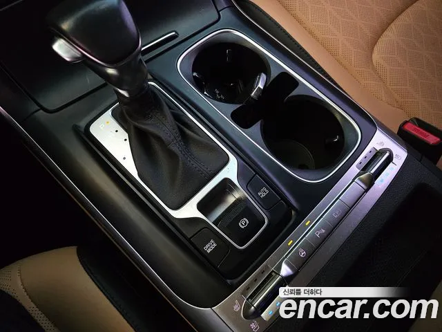 Kia Canival Carnival 4 поколение Бензин 9 мест Prestige — Фото автомобиля 12