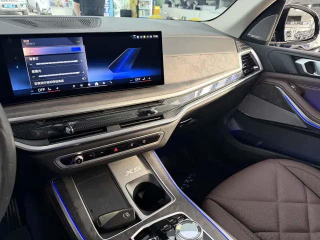 BMW X5 — Фото автомобиля 9
