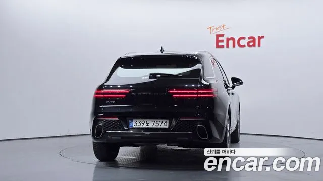 Genesis GV70 2.5T Бензин 2WD — Фото автомобиля 4